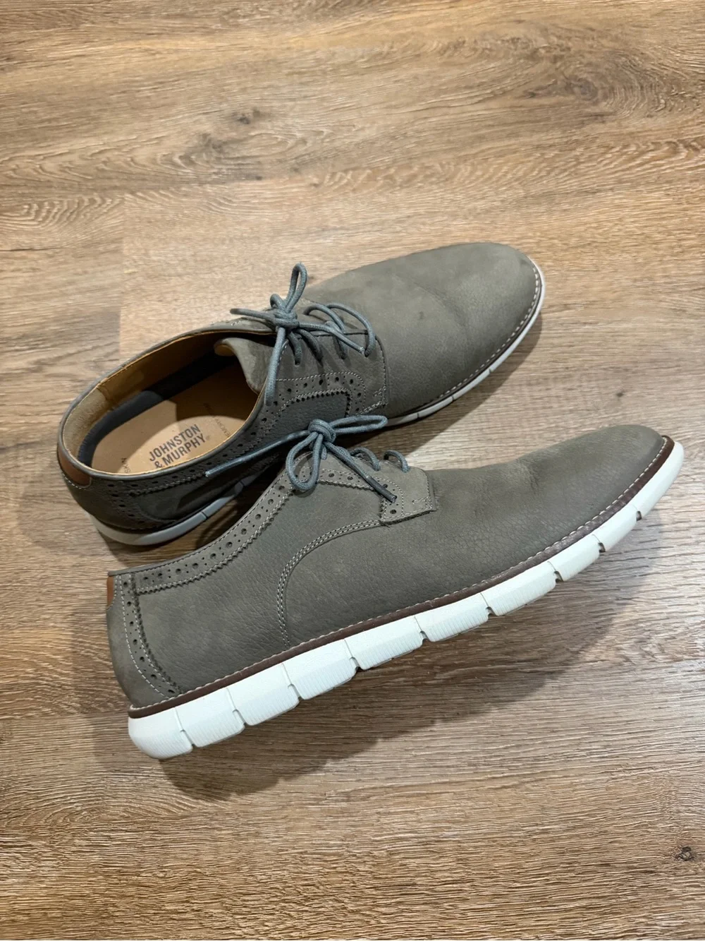 Johnston & Murphy Holden Plain Toe Gray Tumbled Nubuck Shoes Men’s 10M
